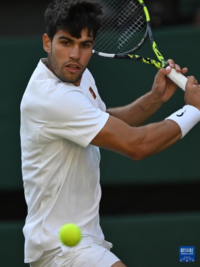 社交媒体上 社交媒体上